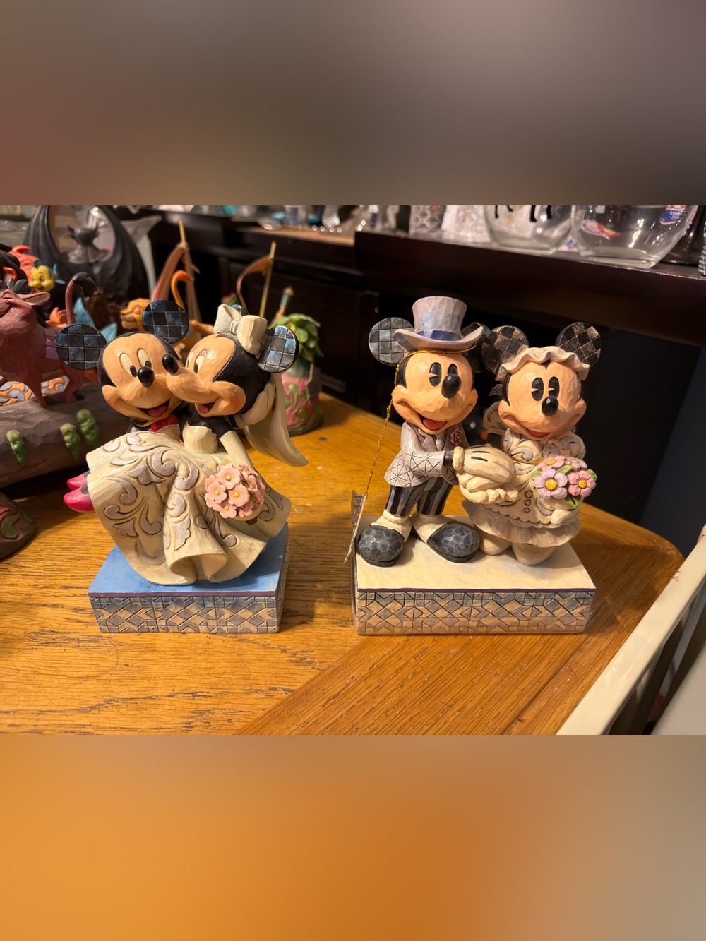 Jim shore Disney Mickey & Minnie Wedding Figurine Set - Cream & Black